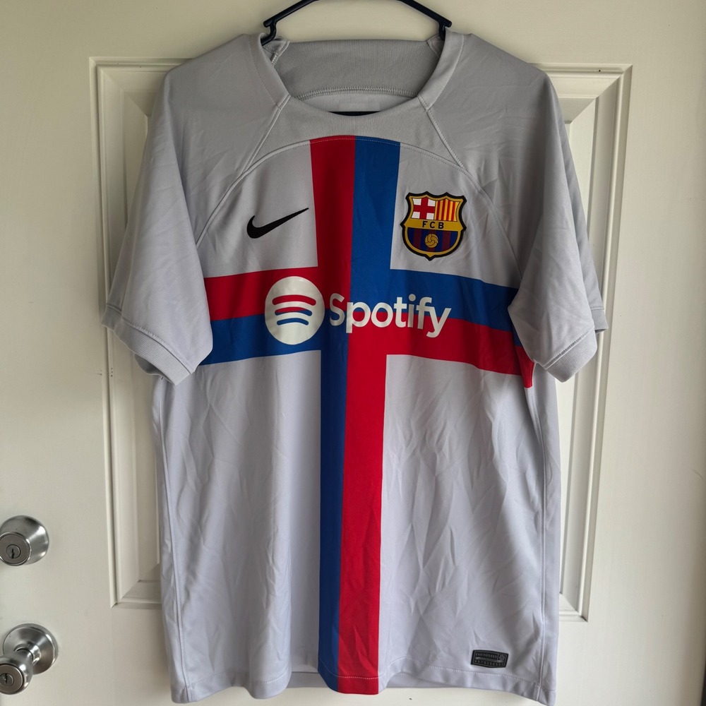 Nike FC Barcelona 2022-23 Third Jersey Mens Large Spotify Soccer Kit Silver